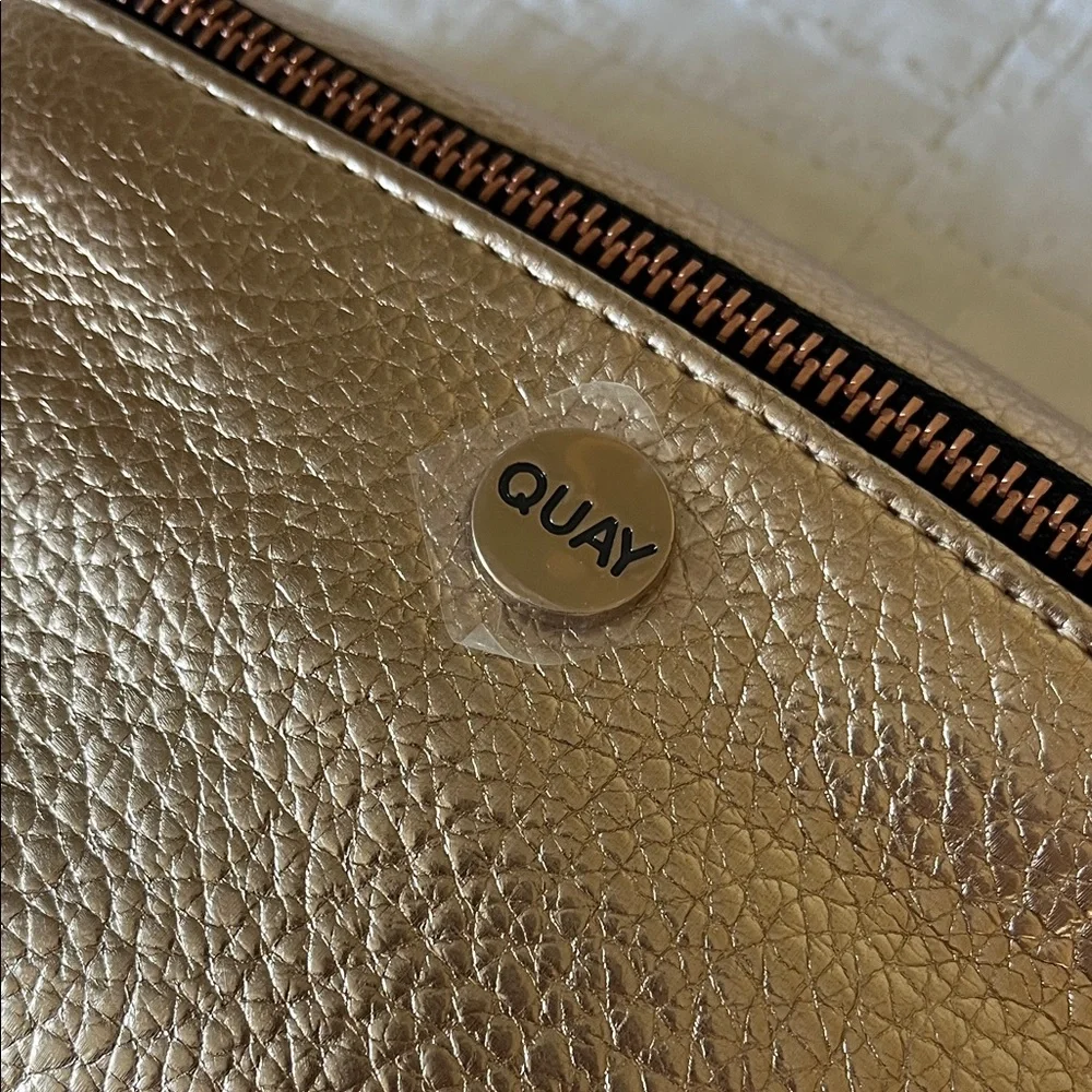 Quay Australia Rose Gold Bum Bag - Picture 6 of 10